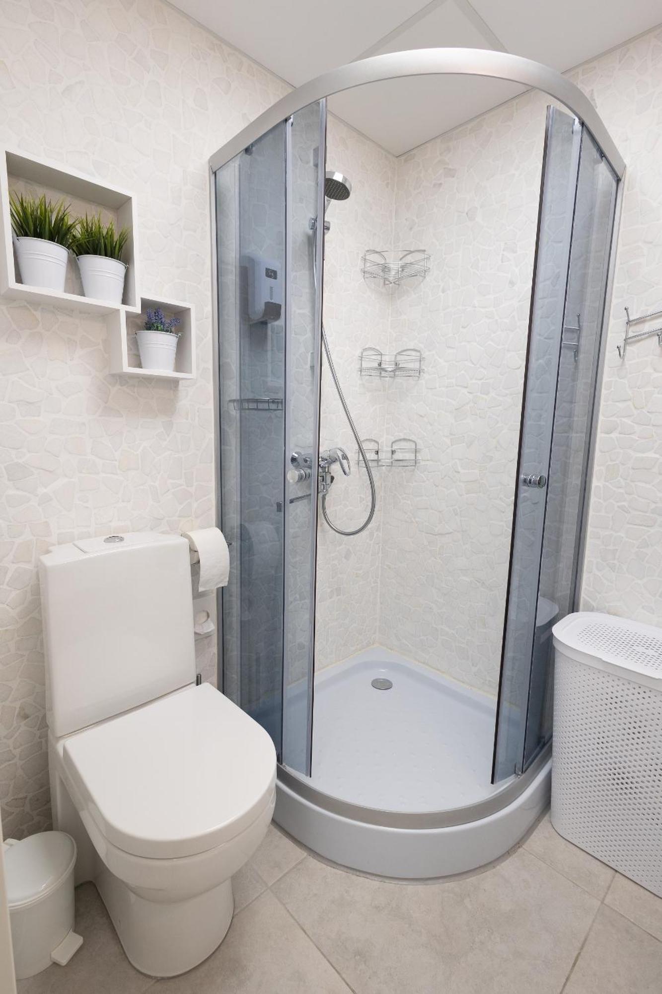 Stella'S Apartment - City Center - Free Secure Parking - Big Sun Terrace - Air Conditioning - Wifi - Tram To The Tallinn Bus Station And Old Town Zewnętrze zdjęcie