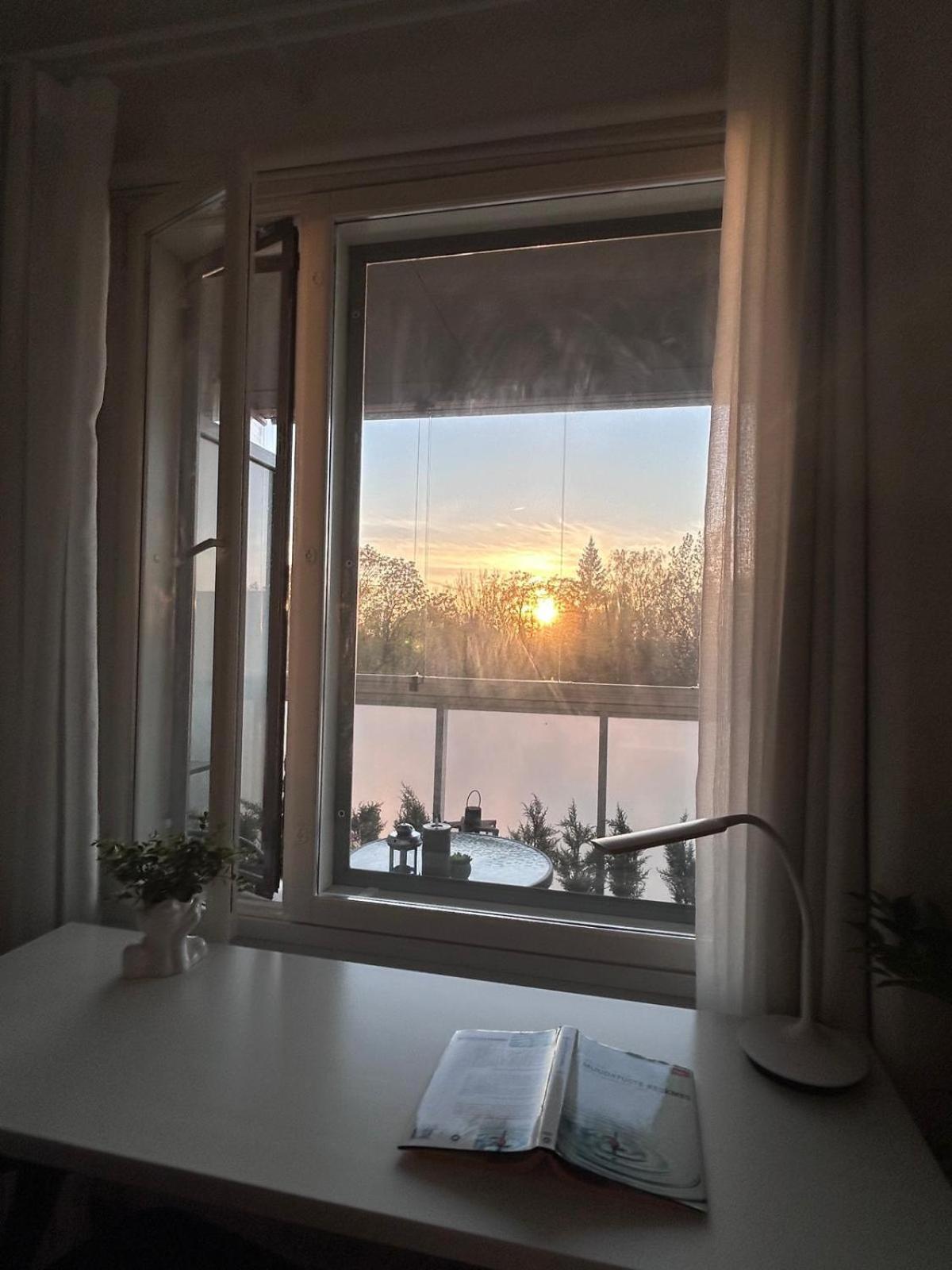 Stella'S Apartment - City Center - Free Secure Parking - Big Sun Terrace - Air Conditioning - Wifi - Tram To The Tallinn Bus Station And Old Town Zewnętrze zdjęcie