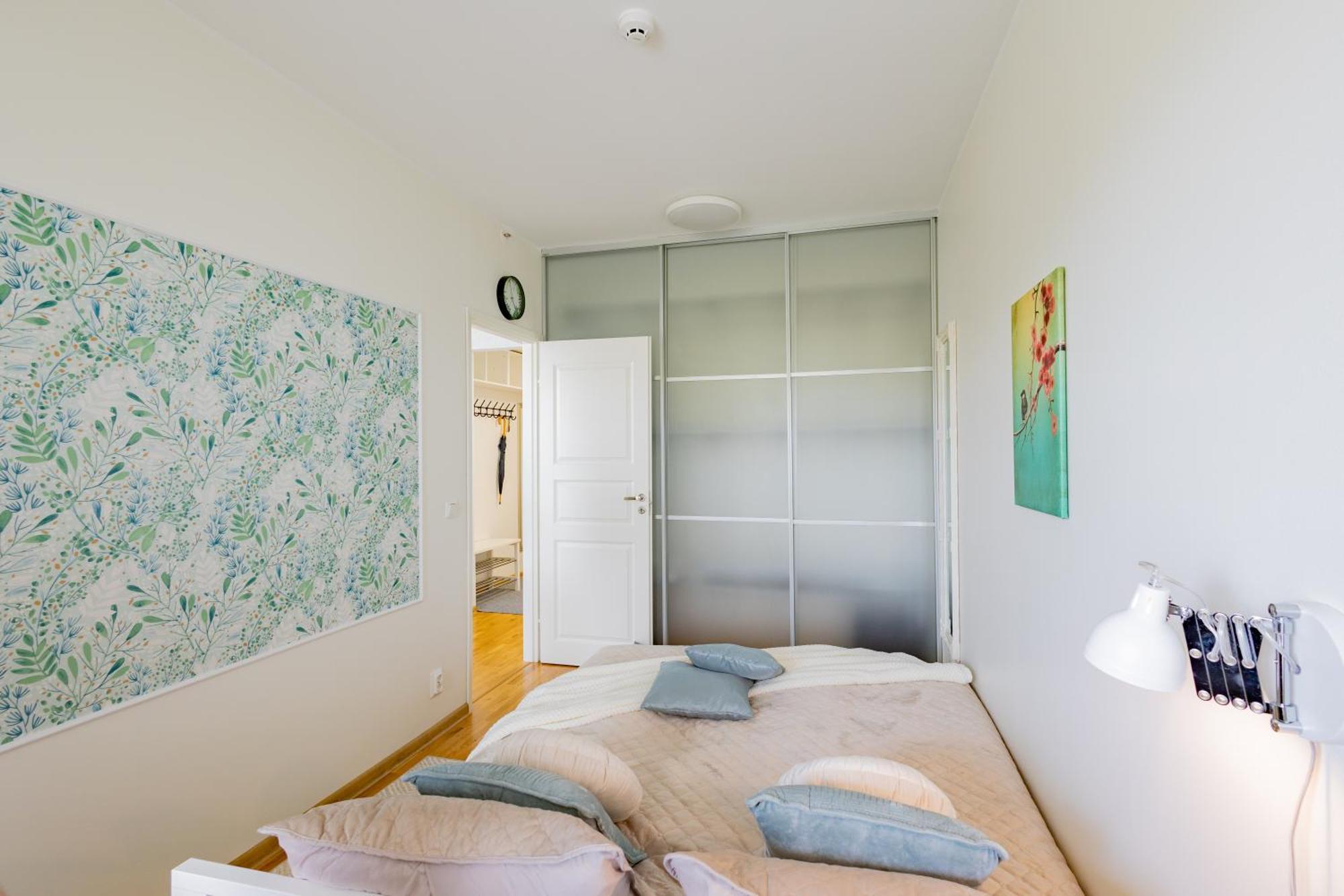 Stella'S Apartment - City Center - Free Secure Parking - Big Sun Terrace - Air Conditioning - Wifi - Tram To The Tallinn Bus Station And Old Town Zewnętrze zdjęcie